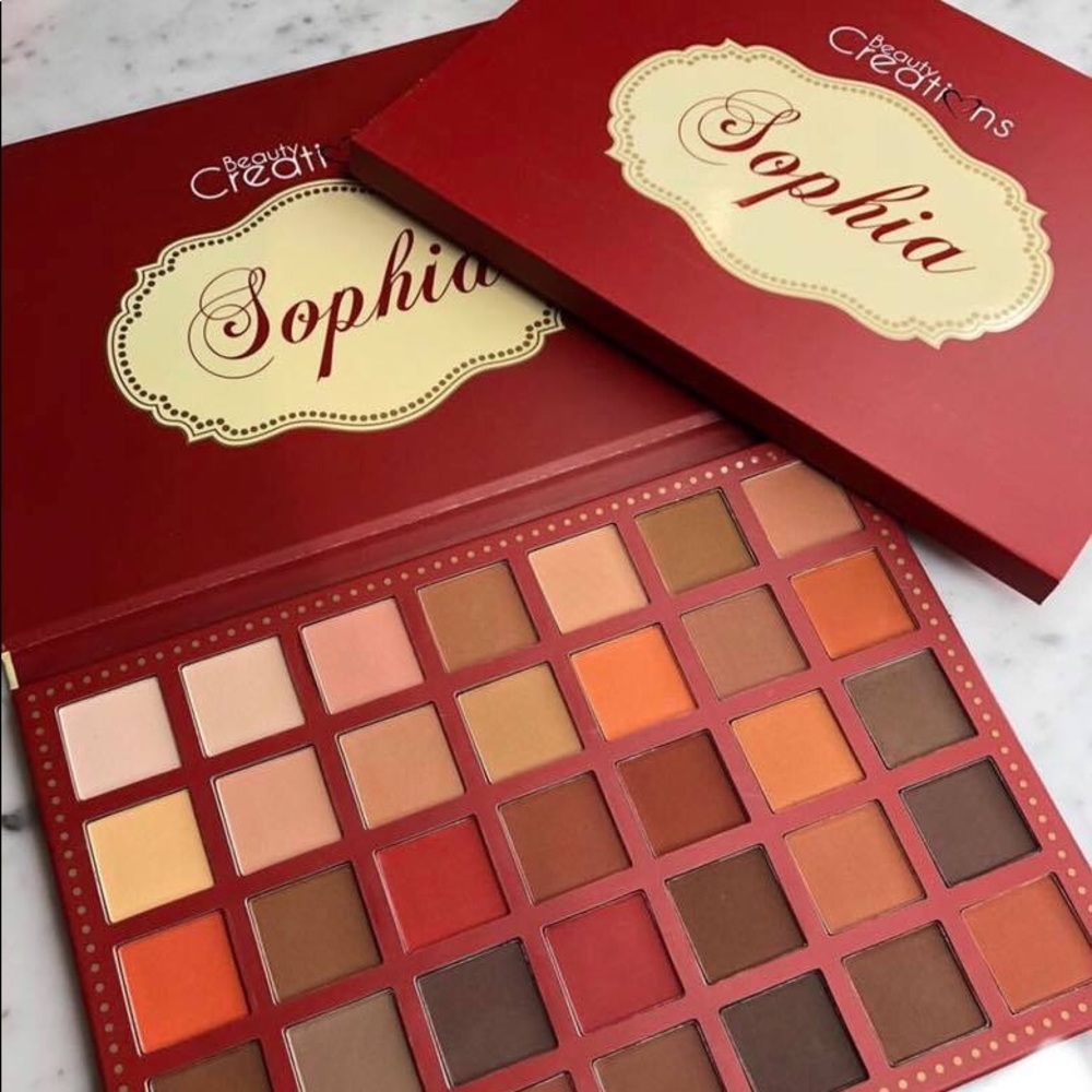 Eyeshadow palette